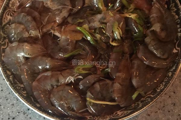蒜蓉粉丝蒸虾的做法图解3