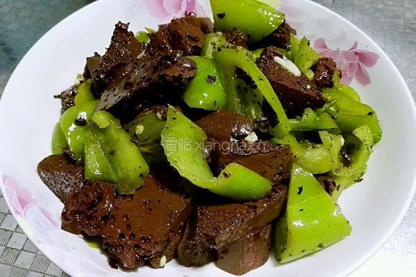 尖椒炒猪血的做法图解7