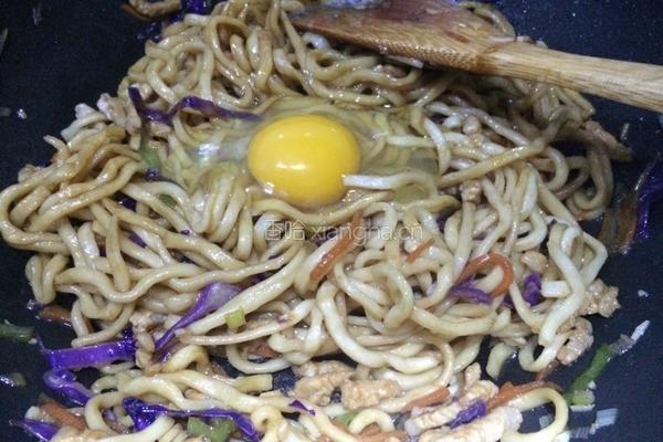 炒面条的做法图解11
