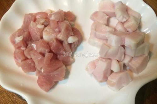 土豆焖肉的做法图解2