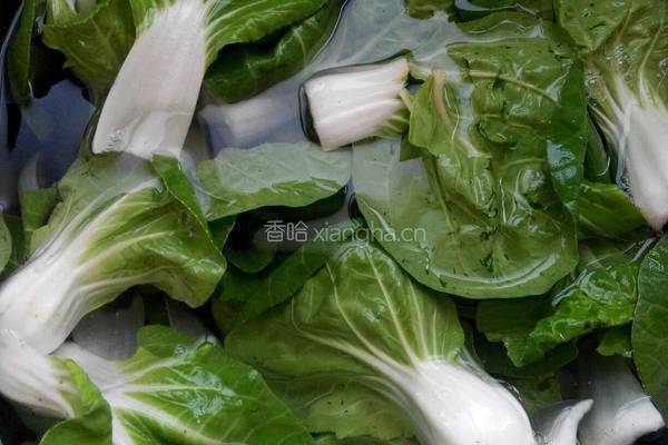 香菇青菜的做法图解2