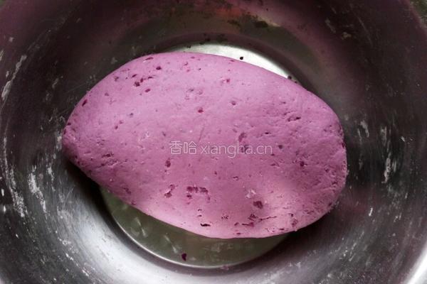 紫薯皮白菜素馅蒸包的做法图解3