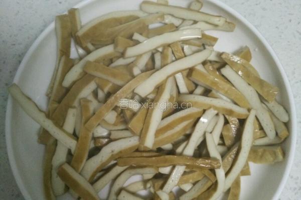 榨菜炒香干的做法图解3