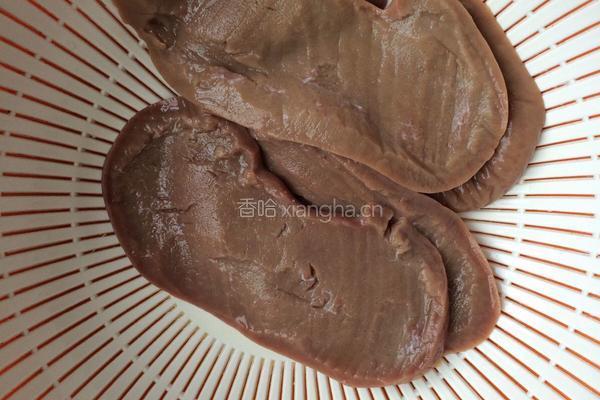 秘制红汤猪腰的做法图解3
