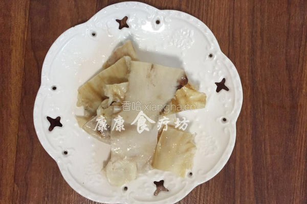 乌鸡红枣鳕鱼胶汤的做法图解2