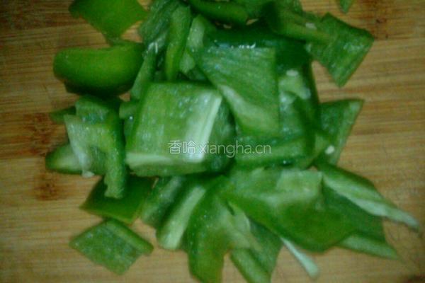豆干炒腊肉的做法图解3