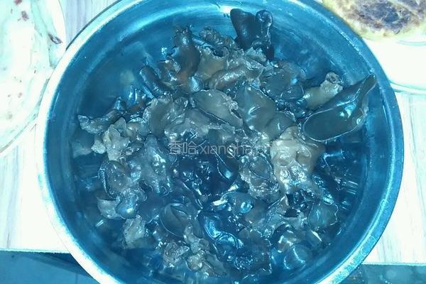 三鲜饺子的做法图解1