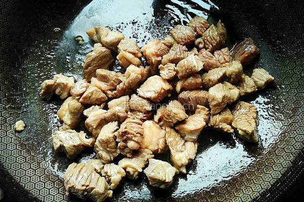 酒香焖牛腩的做法图解6
