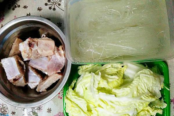 白菜粉丝炖排骨的做法图解3