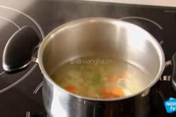 彩蛋卷的做法图解3