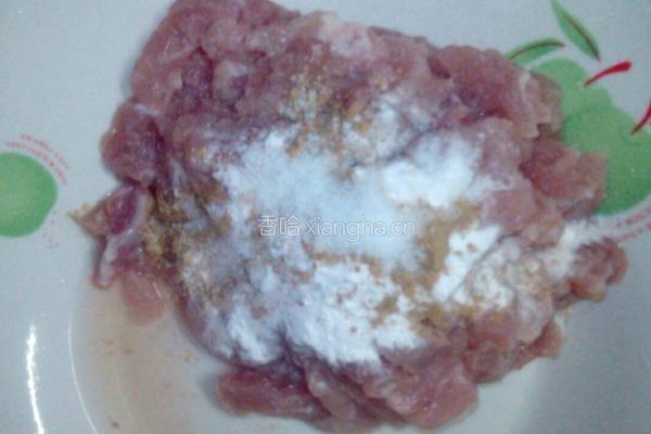 蒜黄炒肉丝的做法图解3