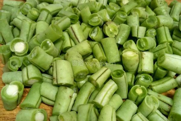 榄菜四季豆的做法图解1
