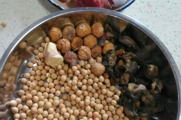 奶白菜煲猪肺的做法图解1