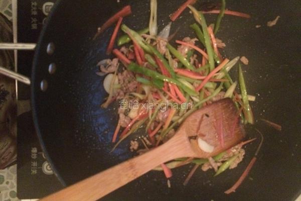 肉丝粉条炒包菜的做法图解4