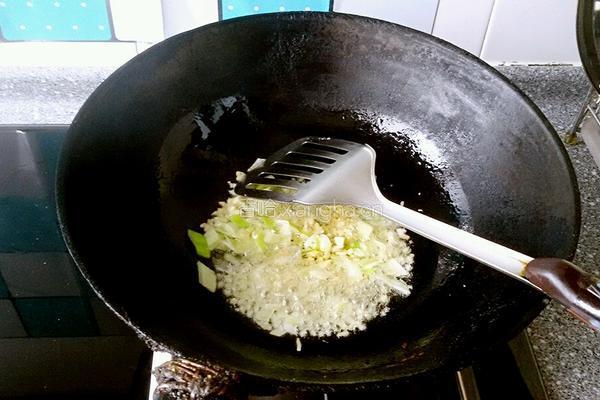尖椒土豆丝的做法图解2