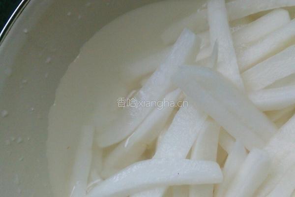 糖醋萝卜的做法图解3