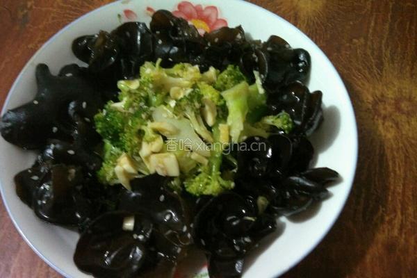 耗油木耳西兰花的做法图解8