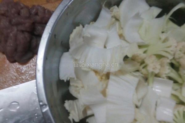 黄豆酱菜的做法图解1