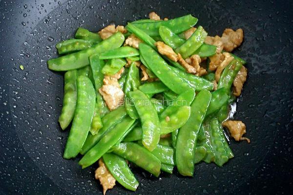 荷兰豆炒肉的做法图解6