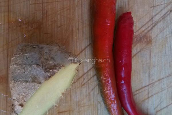 辣椒炒酸菜的做法图解3