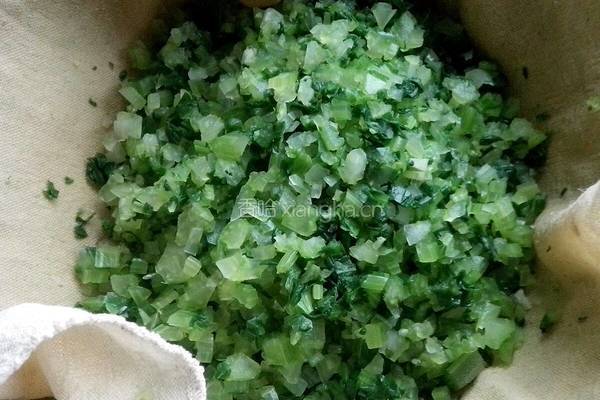 芹菜蒸饺的做法图解7