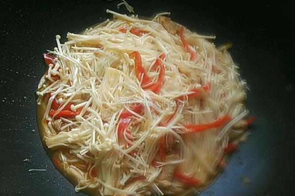 金针菇炒肉丝的做法图解6