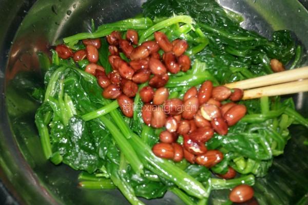 花生米拌菠菜的做法图解8