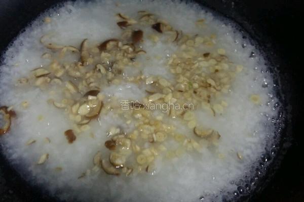 茶树菇青菜瘦肉粥的做法图解4