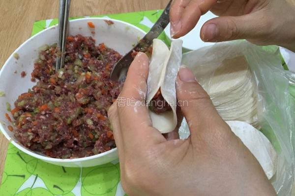 牛肉芹菜饺的做法图解10