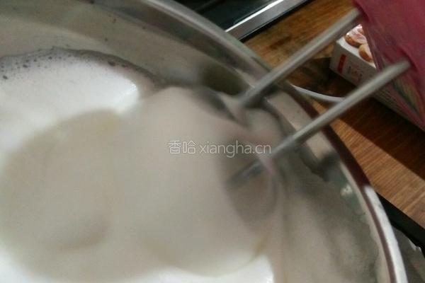 戚风蛋糕的做法图解5