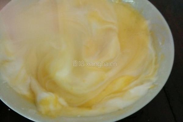 戚风蛋糕的做法图解7