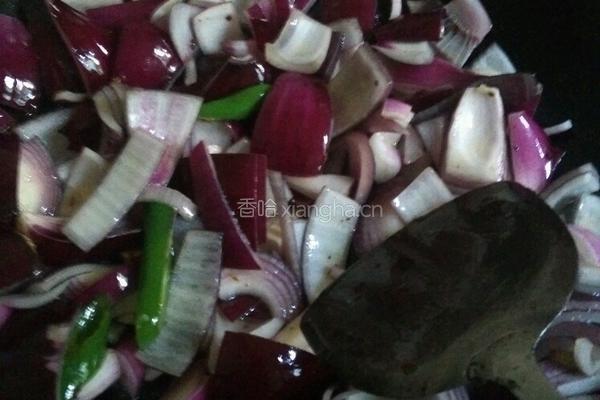洋葱炒回锅肉的做法图解5