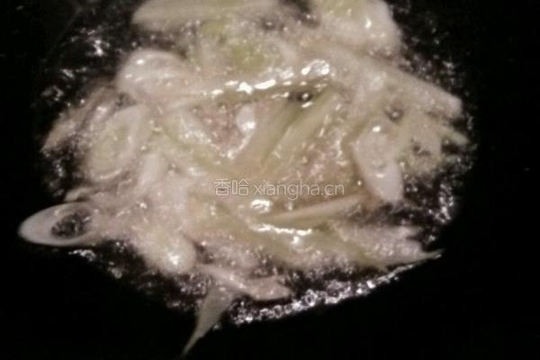 孜然肉片的做法图解2