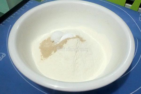 小笼包子的做法图解1