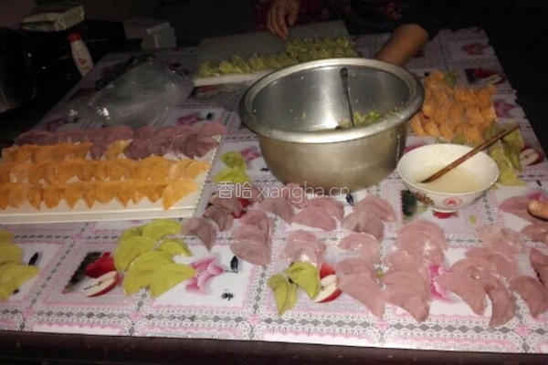 彩色水饺。的做法图解6