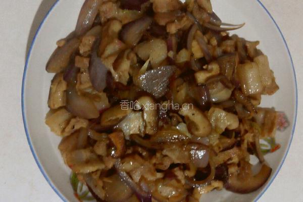 洋葱香菇炒肉片