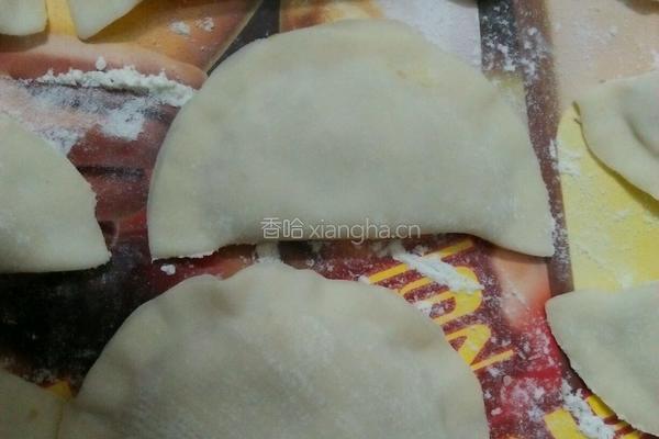 猪肉大白菜煎饺的做法图解4
