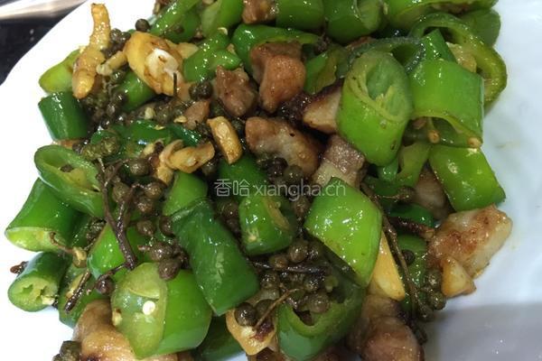 麻辣双椒鸡的做法图解8