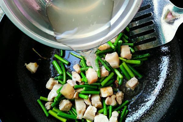 蒜薹炒肉的做法图解10