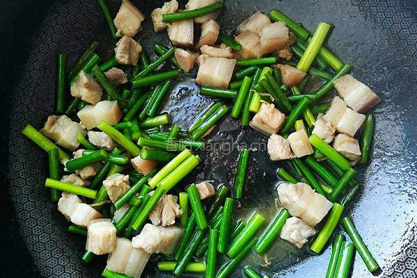 蒜薹炒肉的做法图解13