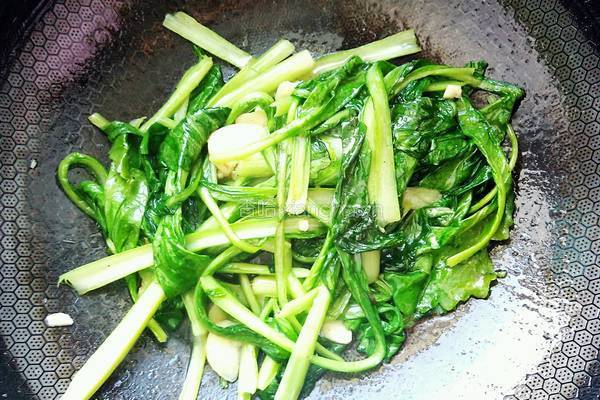 蒜香小白菜的做法图解9