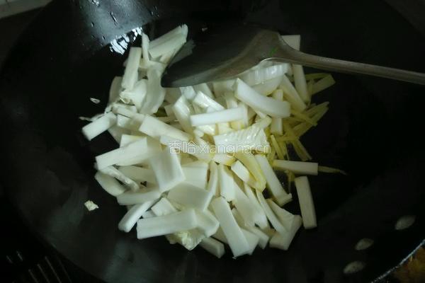 冬菇炒白菜的做法图解4