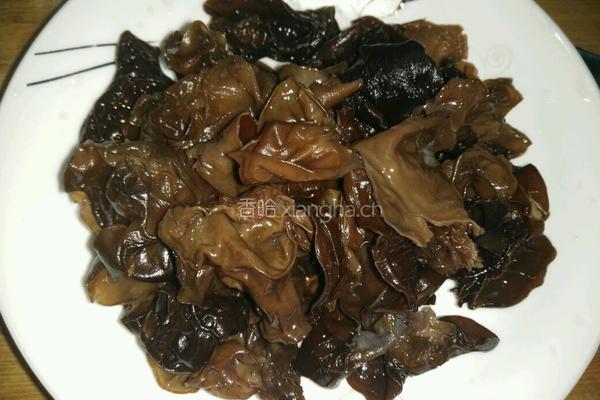 黑木耳烧大白菜的做法图解3