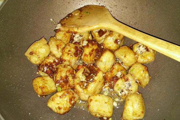 黄豆酱-香菇鸡肉酿豆腐的做法图解18