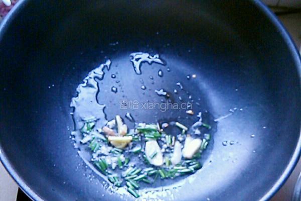 包菜炒番茄的做法图解3