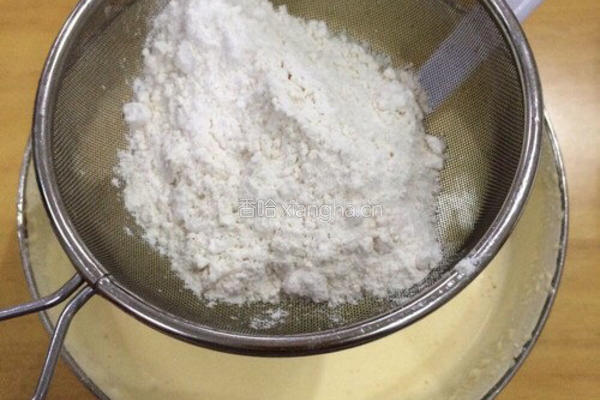 原味纸杯蛋糕的做法图解7