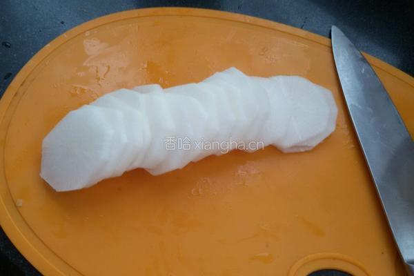 蜂蜜萝卜（治咳嗽的小偏方）的做法图解2