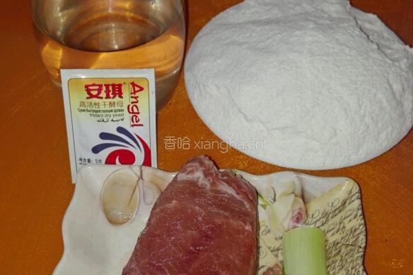 肉饼的做法图解1