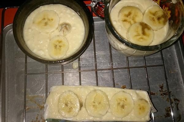 香蕉豆腐米蛋糕（冰淇淋奶黄）的做法图解4
