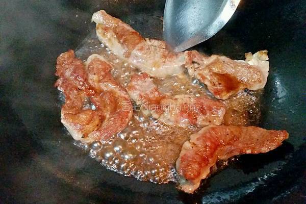 照燒牛柳蛋皮卷飯團的做法图解1